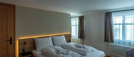 1 chambre, lit parapluie, Wi-Fi gratuit, draps fournis