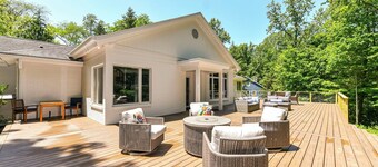 Private 4-Acre Retreat! Hot Tub, Sauna! 7 Min to Zionsville Village