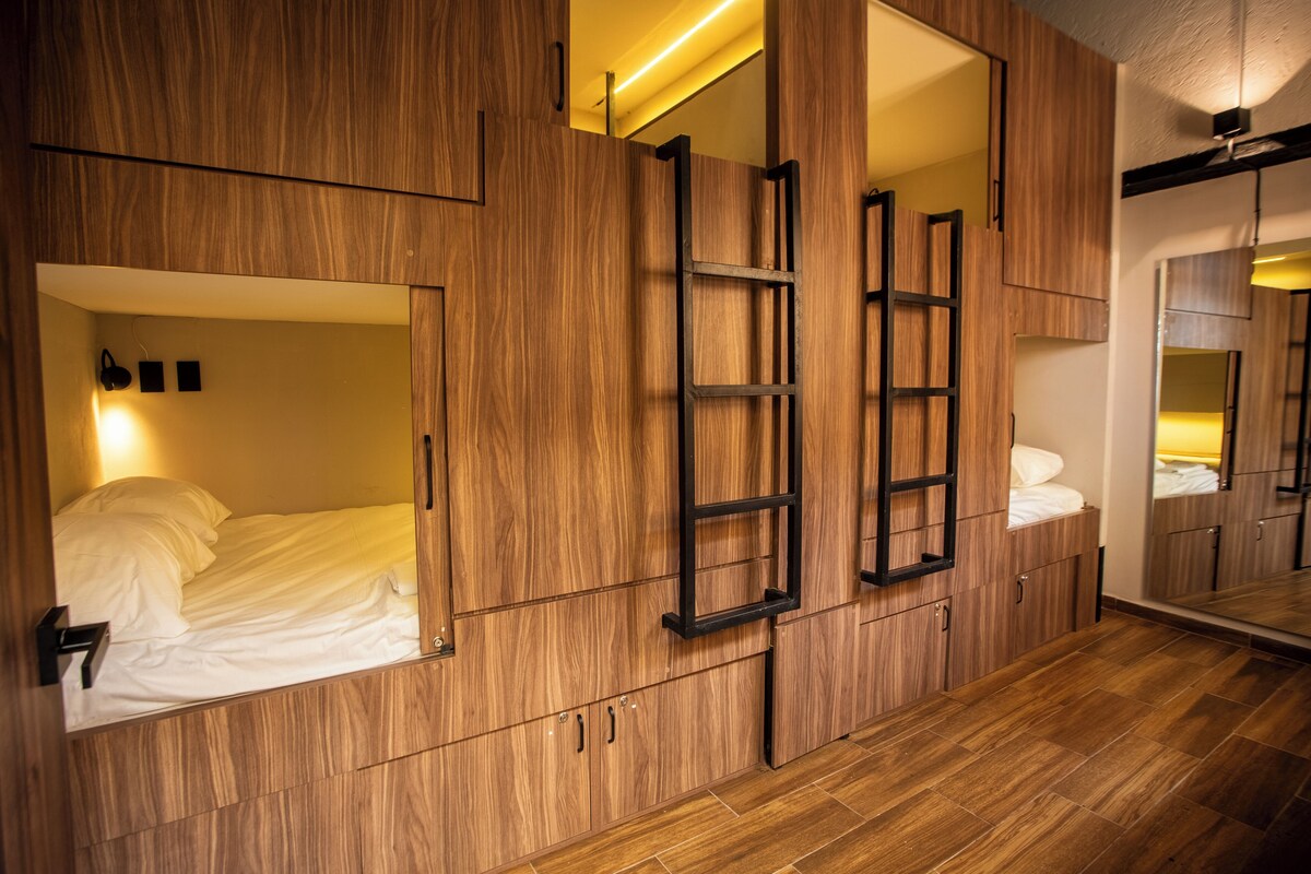 Standard Shared Dormitory - Capsule | Wifi gratis