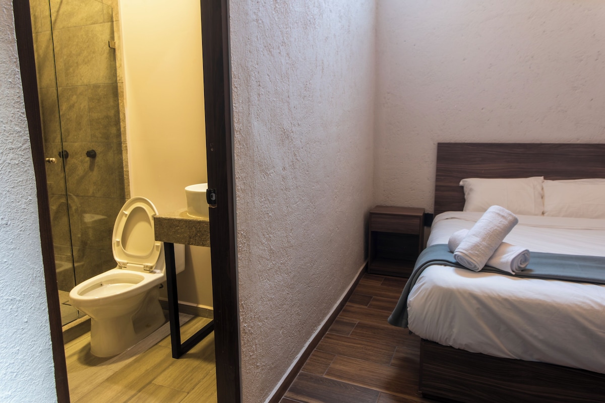 Habitación estándar doble, baño privado | Wifi gratis