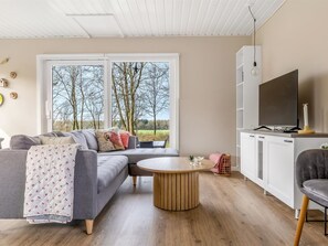 TV - "Friderica" - 30km from the sea by Interhome (Toftlund)