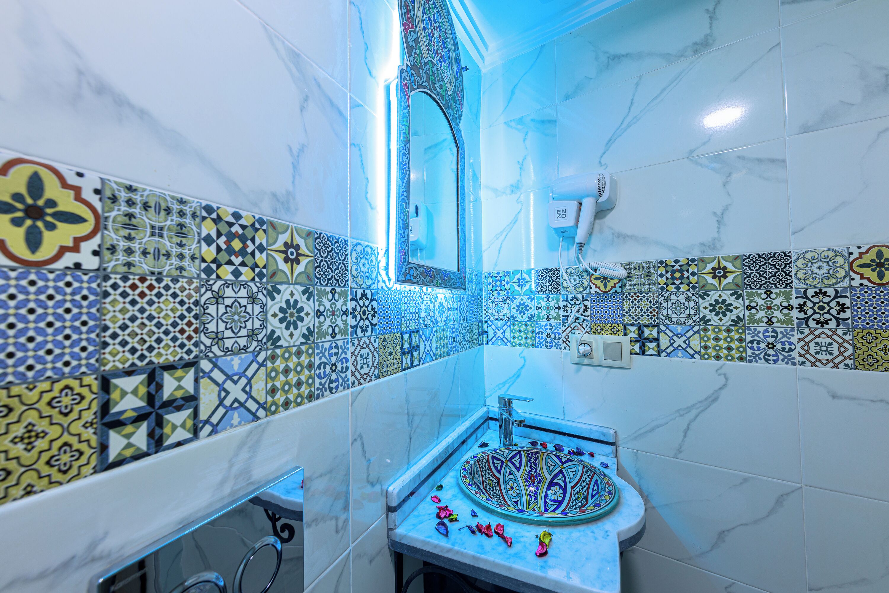 Superior Double or Twin Room, Mountain View | Bathroom