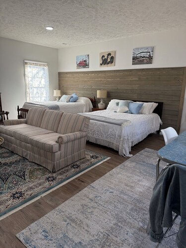 Private & Cozy Nice Studio with AC in charming Corinth