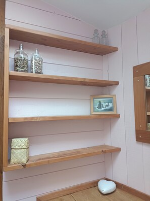 Interior - Studio cocoon wood & design - near GR + Le Palais + Plage (Le Palais)