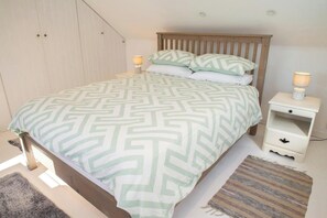 3 chambres, Wi-Fi gratuit, draps fournis