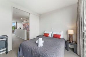 3 Schlafzimmer, Bügeleisen/Bügelbrett, WLAN, Bettwäsche