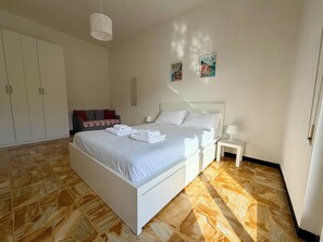1 bedroom, free WiFi, bed sheets - Schiappacasse 11 - One Bedroom Apartment, Sleeps 3 (Rapallo)