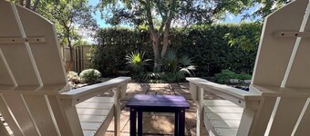 Abilene Urban Oasis-Modern/Sleeps 8/Games/Walk to ACU/Gorgeous Backyard