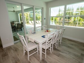 Dining - Villa Sunrise Breeze: Spacious Waterfront Retreat with Heated Pool (Cape Coral)