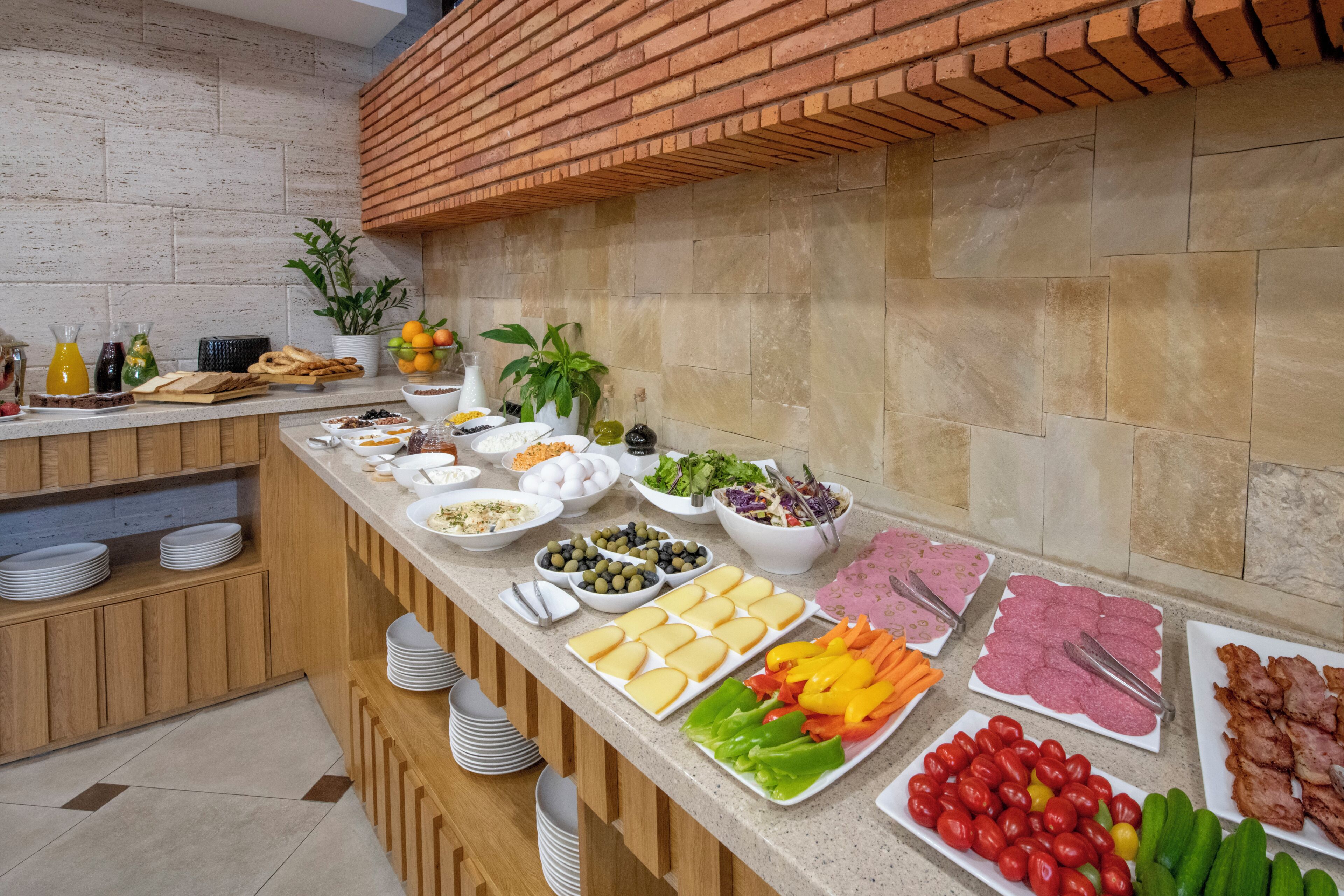 Tägliches inbegriffenes Frühstücksbuffet