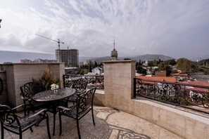 Deluxe Double Room | Terrace/patio - Highgarden Hotel (Tbilisi)