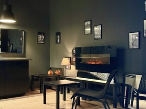 Comfort Apartment, Multiple Beds, Mobility Accessible, Kitchen | Interior