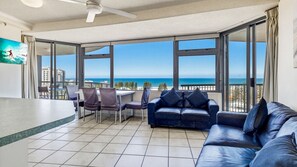 Living area - Centrepoint Unit 58, 30 Minchinton Street, Calound (Caloundra)