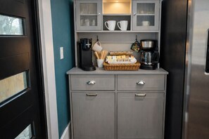 Interior - Historic Bungalow in East Downtown San Antonio (San Antonio)