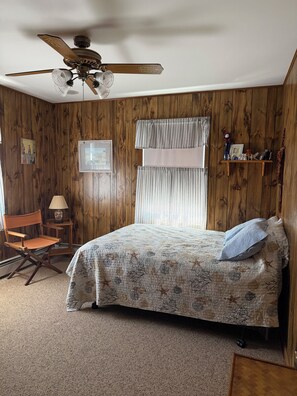 Room - Beautiful 3-bedroom bay side house with AC in charming Lavallette (Lavallette)