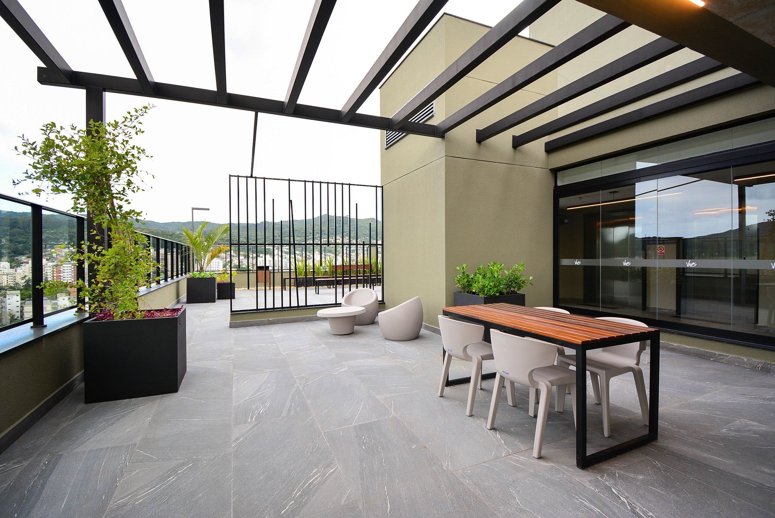 Apartment | Outdoor dining