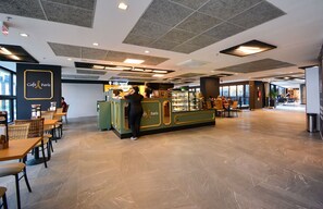 Dining - Studio em frente a UFSC e HU - 625A (Florianópolis)