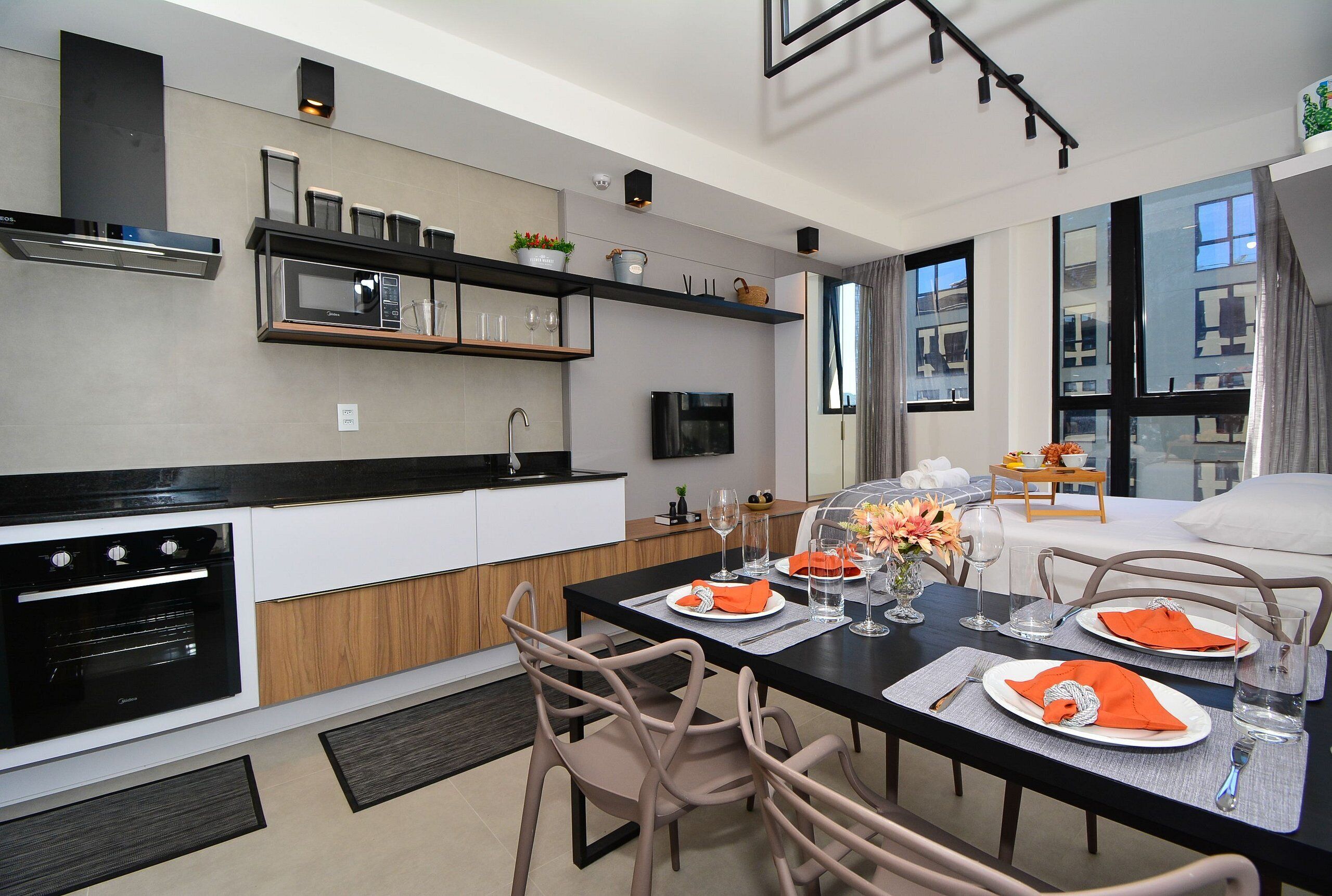 Huoneisto | Ruokailu