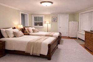 Room - Newport Summer Retreat Steps from the Cliff Walk (Newport)