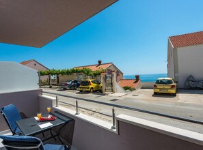 Outdoor dining - Lumina Sea Apartments Cavtat - Superior One Bedroom Apartment with Sea View and Terrace (Cavtat)