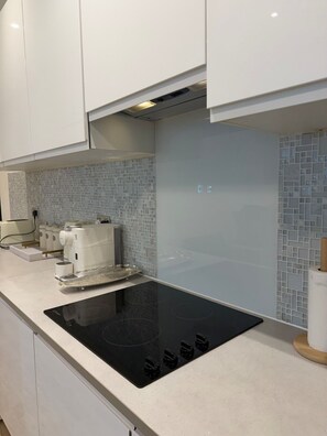 Private kitchen - Luxury Ground floor flat in Olympia (London)