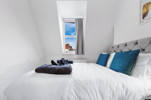 Room - Luxury Ground floor flat in Olympia (London)