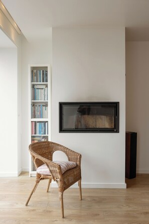 Interior - Um lugar mágico, sinta a originalidade, o conforto do design minimalista. (Vau Óbidos)