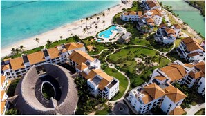 Unclassified image, 4 of 47, button - OCEANFRONT Punta Palmera Paradise ~ 2 BR apt. in Cap Cana w/Private Beach Access (Punta Cana)