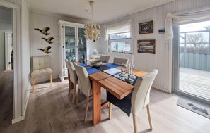 Dining - Beautiful home in Løkken with sauna (Løkken)