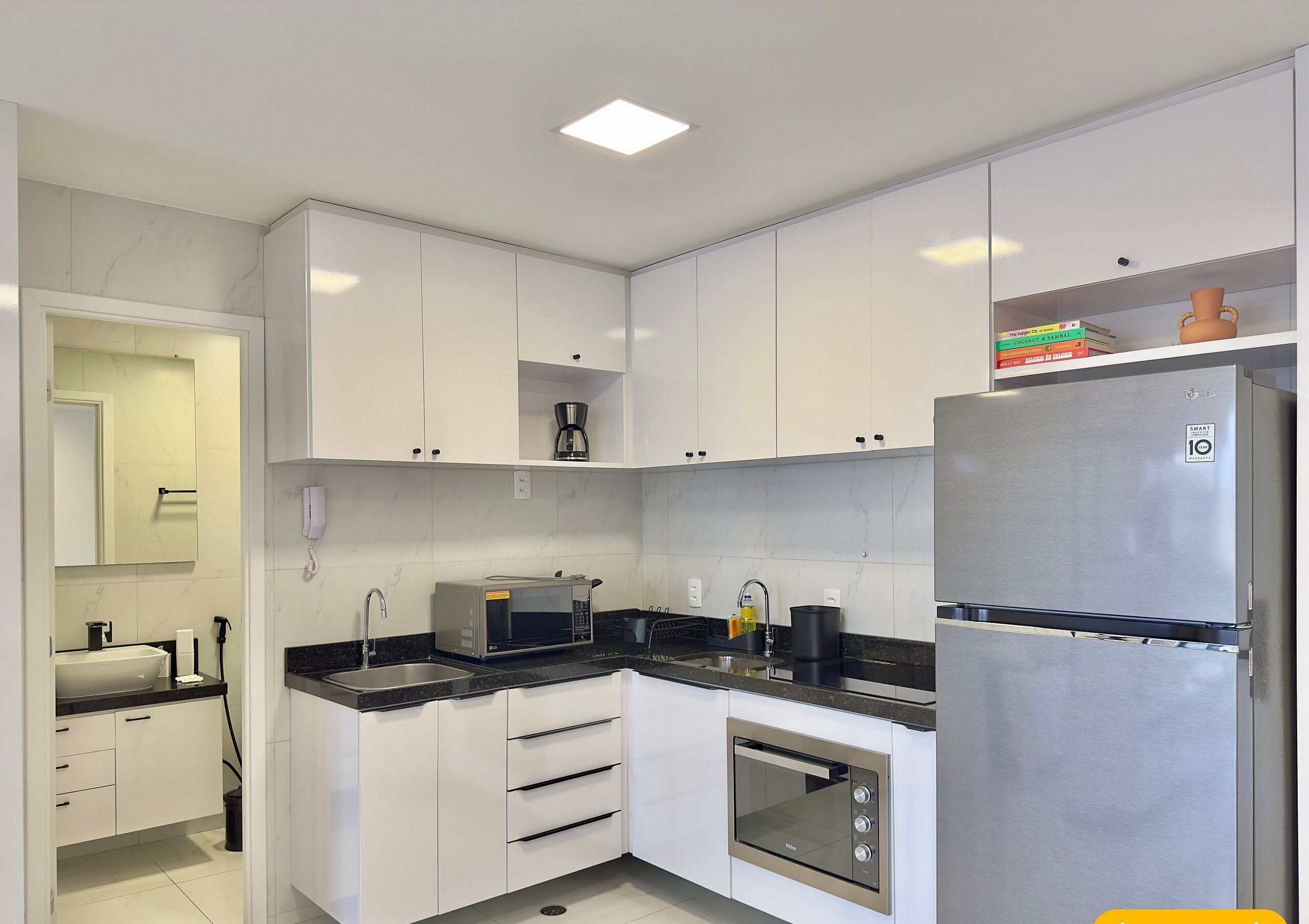 Basic Apartment | Private kitchen