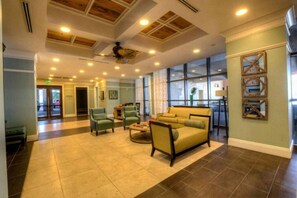 Lobby - Origin! Next to pier park. Steps to the Beach! (Panama City Beach)