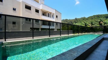 Piscina externa