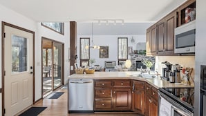 Rumah (3 Bedrooms) | Interior