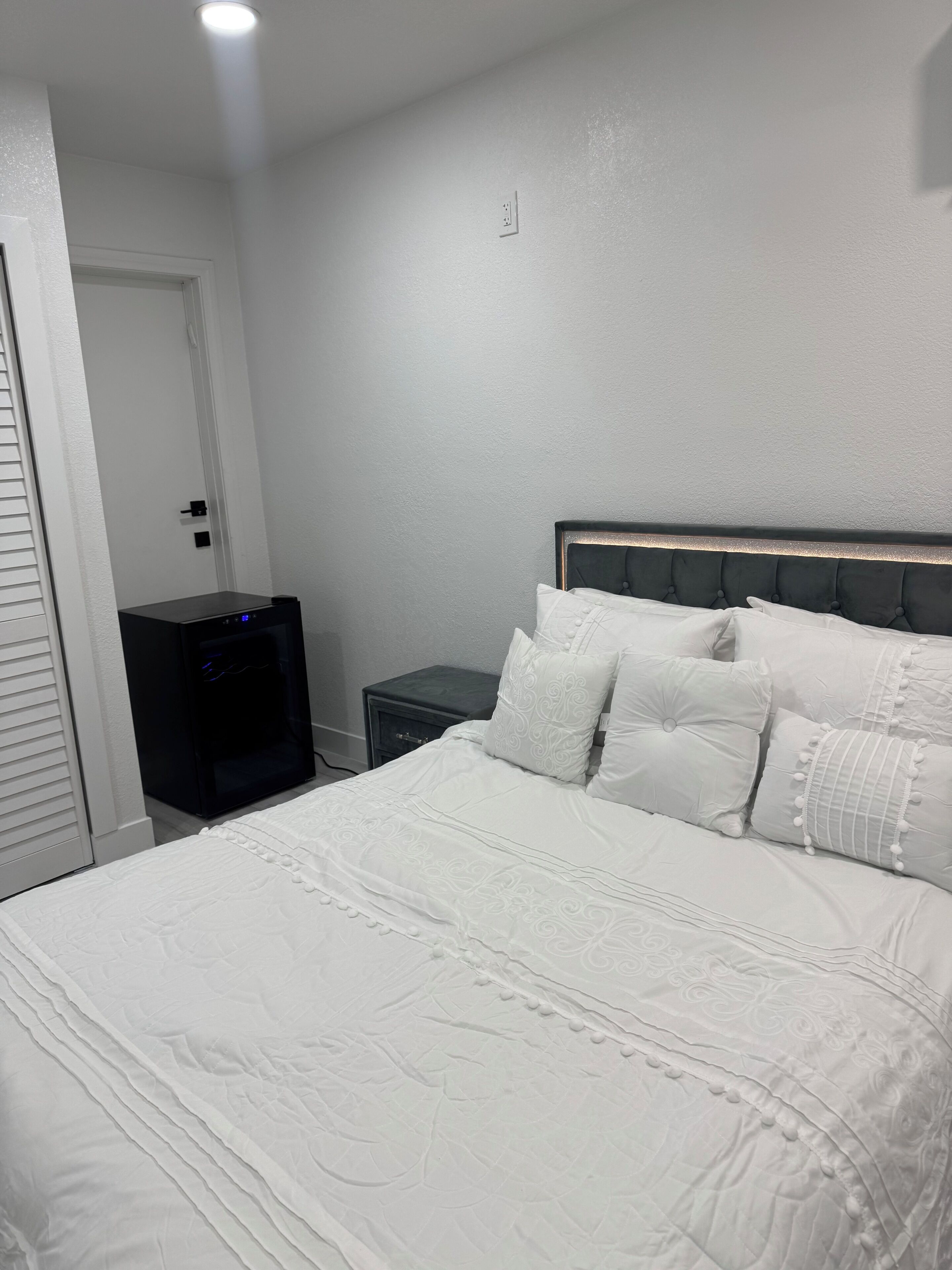 1 bedroom, WiFi (free), bed sheets