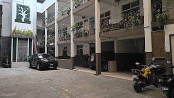 Enceinte de lâhĂ©bergement