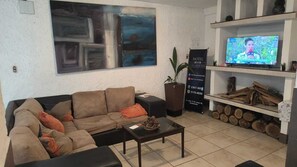 Living area - Hotel Las Gardenias (CIUDAD DE GUATEMALA)