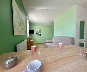 Living area - Cosy studio 2, new, near Royan&beaches-Calm&fully equipped (Breuillet)