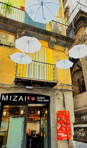 Exterior detail - NAPLES HOUSE Independent palace for exclusive use in the historic center of Naples (Napoli)