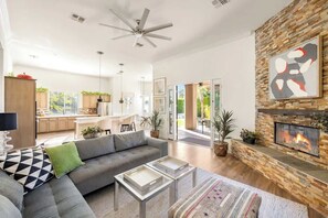 TV, fireplace, offices - Desert Dreamhouse 4BR + Pool/Spa (Palm Desert)