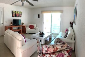 Living area - APARTMENT IN ACAPULCO DIAMANTE IN FRONT OF GNP ARENA (Acapulco de Juárez)