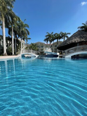 Pool - APARTMENT IN ACAPULCO DIAMANTE IN FRONT OF GNP ARENA (Acapulco de Juárez)