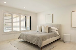 Iron/ironing board, WiFi, bed sheets - A Palm Desert Dream w Golf Course View (Palm Desert)