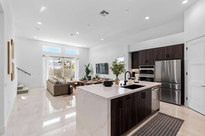 Interior - 4 Bedroom Luxury Estate With Pool, Spa, & Firepit (Bermuda Dunes)