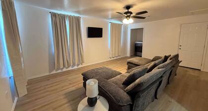 Chic Modern 1BR Stay | Unit B Near Palo Duro Canyon