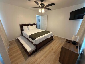 1 bedroom, iron/ironing board, WiFi, bed sheets