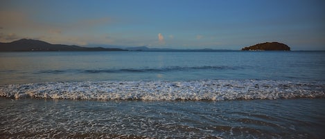 Premium Studio, Air conditioning | Beach | Beach nearby, white sand