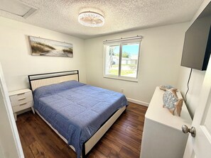 Room - The Blue Vacation, a house with Pool in Citrus Area in Tampa (Tampa)