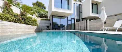Villa, 2 Bedrooms, Non Smoking, Sea View | Pool | Outdoor pool, pool umbrellas, sun loungers