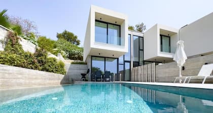 Sunset Park Villa