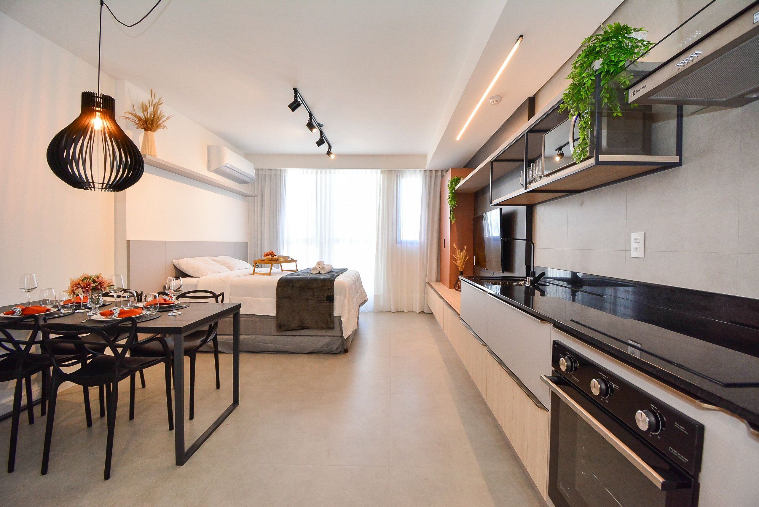 Apartment | Dining
